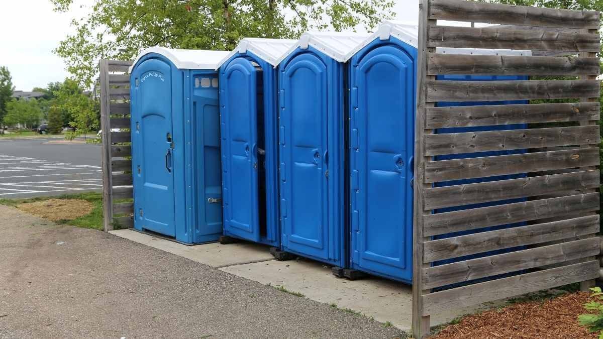 Porta Potty Rental Pros - Affordable Porta Potty Solutions in Oldhams, VA, 22529